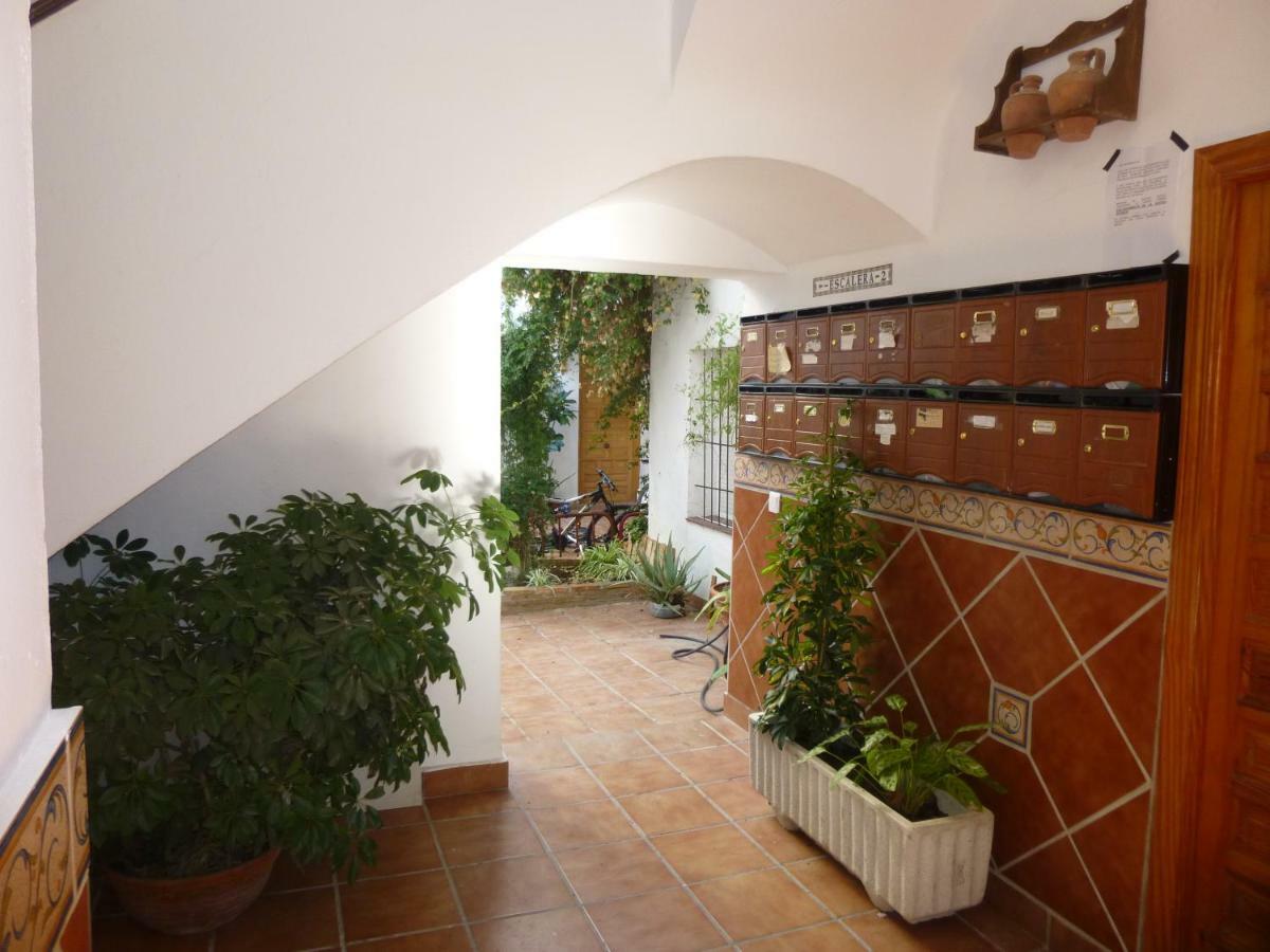 Sleep & Shower In A Typical District Cordoba Exterior photo